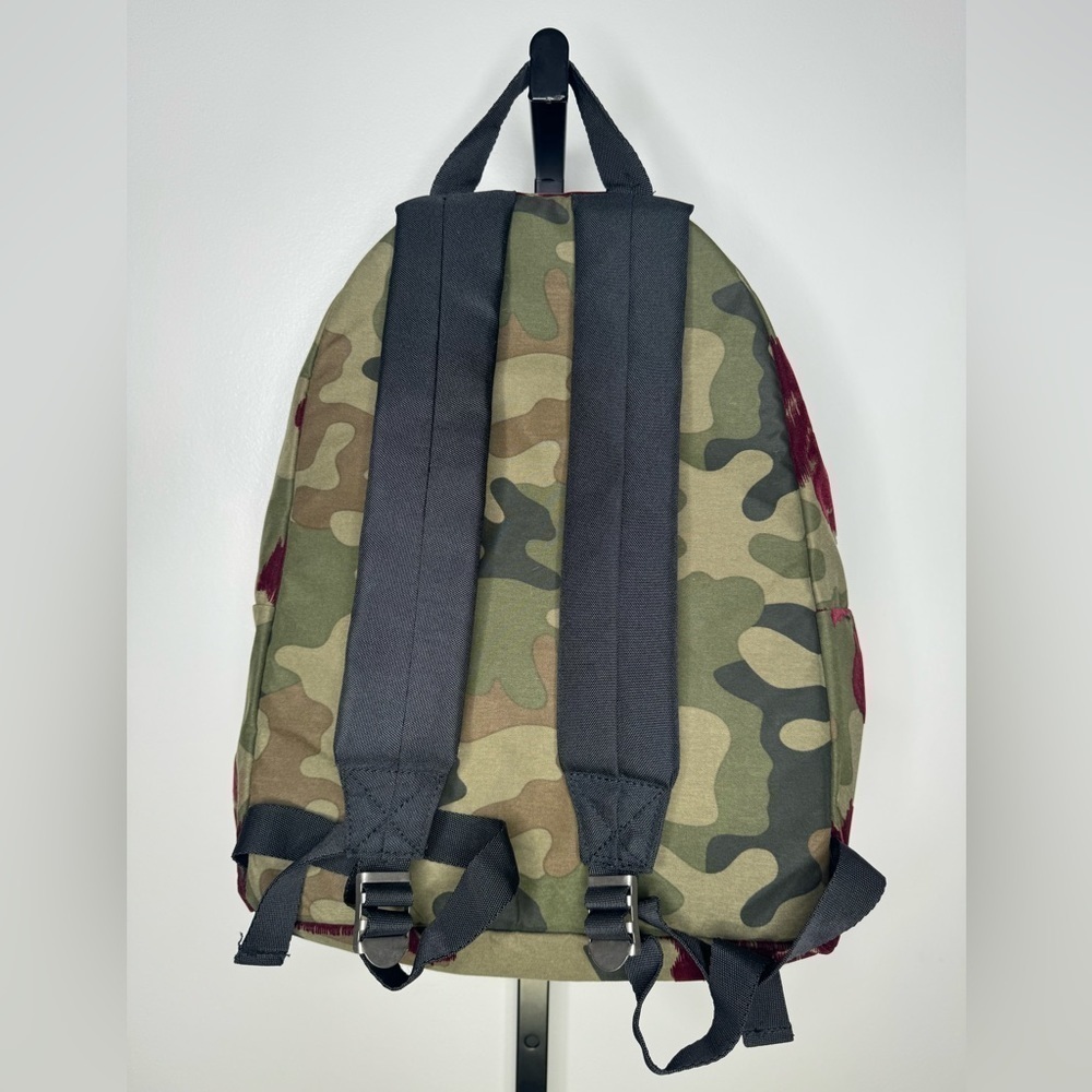 Mi Etico Embroidered Camo Backpack - Picture 2 of 4